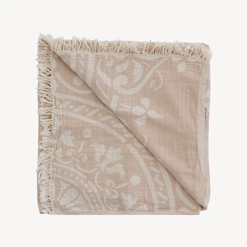 Leonora Towel