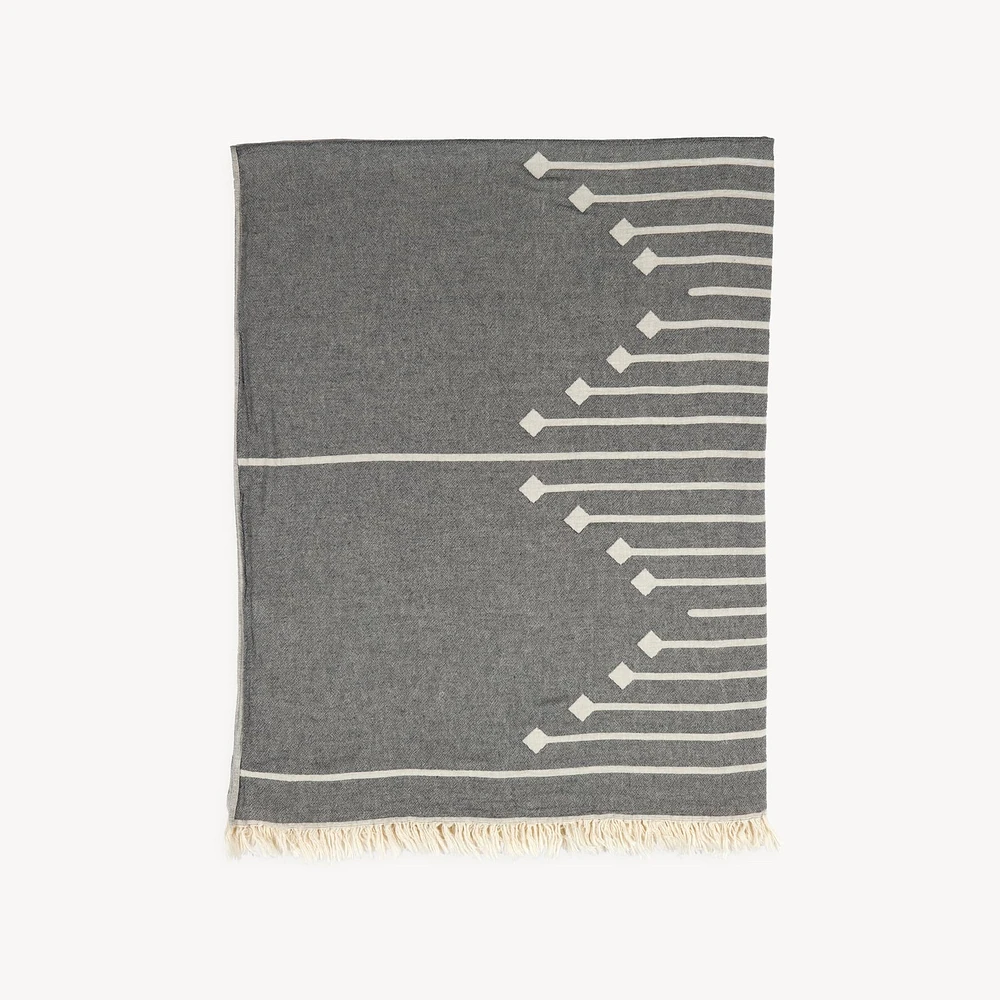 Arrow XL Towel Throw