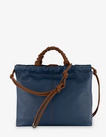 Bolso bandolera con grabado Pd al frente en color azul para mujer