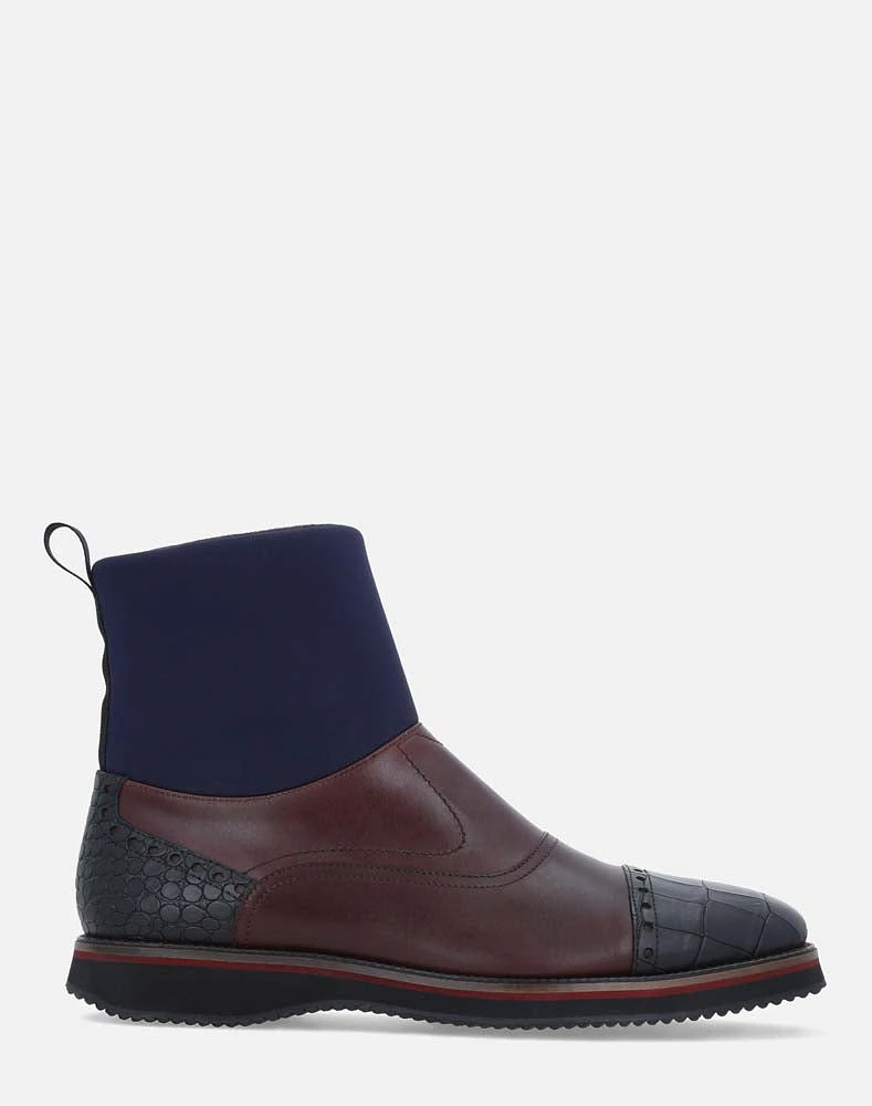 Bota chelsea vino con grabado para hombre