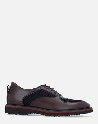 Zapato oxford bicolor en piel y pana para hombre