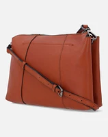 Bolso al hombro en piel color naranja y tachas planas para mujer