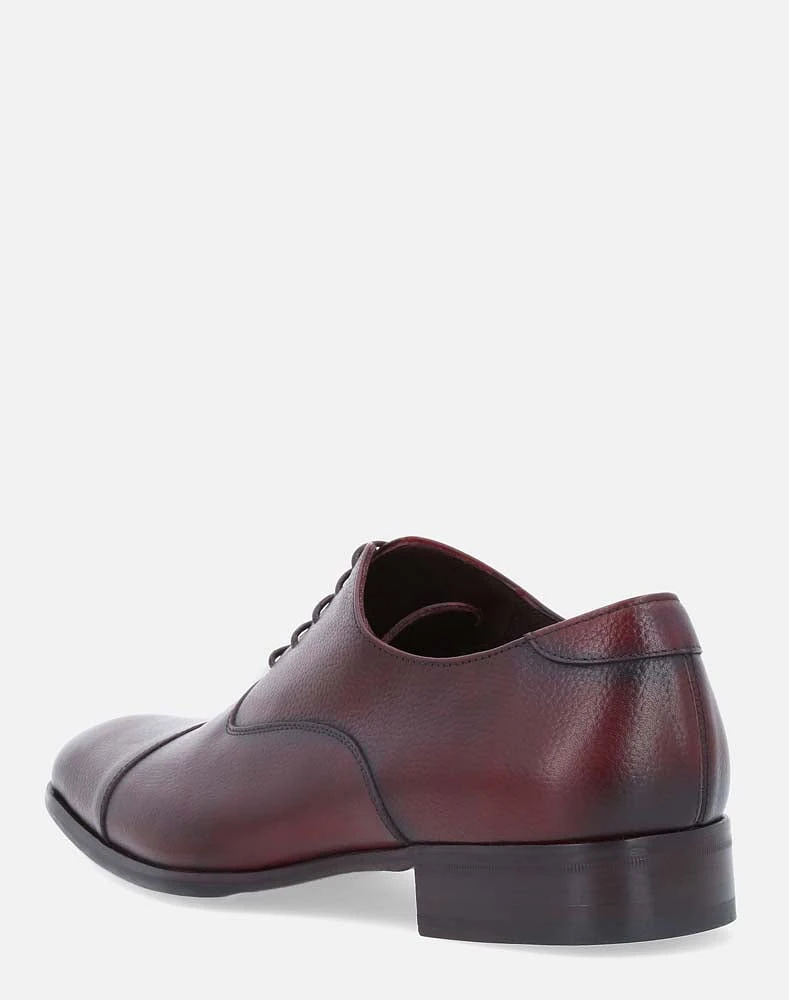 Zapato oxford vino en piel para hombre