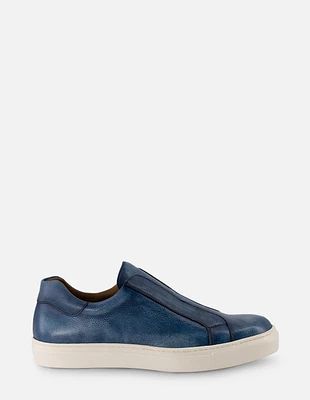 Tenis slip on en piel color azul para hombre