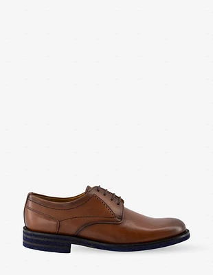 Blucher en piel napa color cuero con calado para hombre