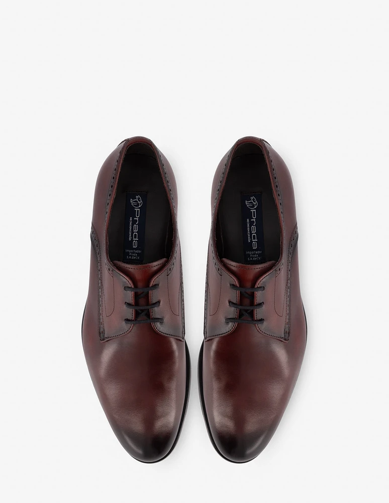 Blucher formal en piel napa color vino con calado para hombre