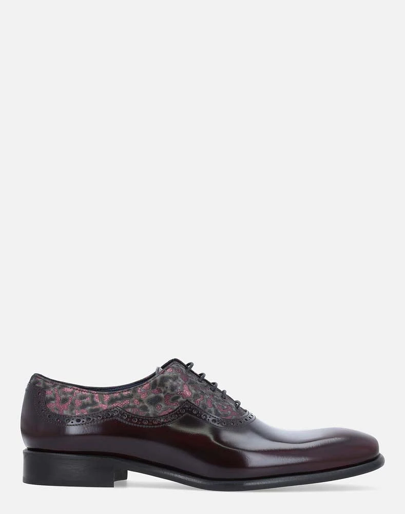 Zapato oxford vino animal print para hombre