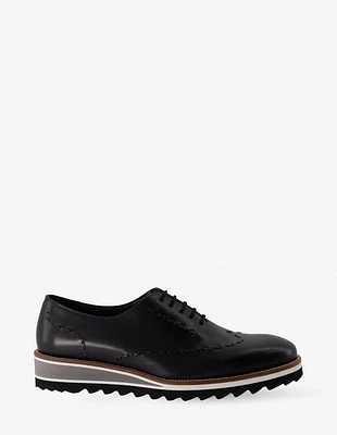 Oxford en piel napa color negro con pespuntes para hombre