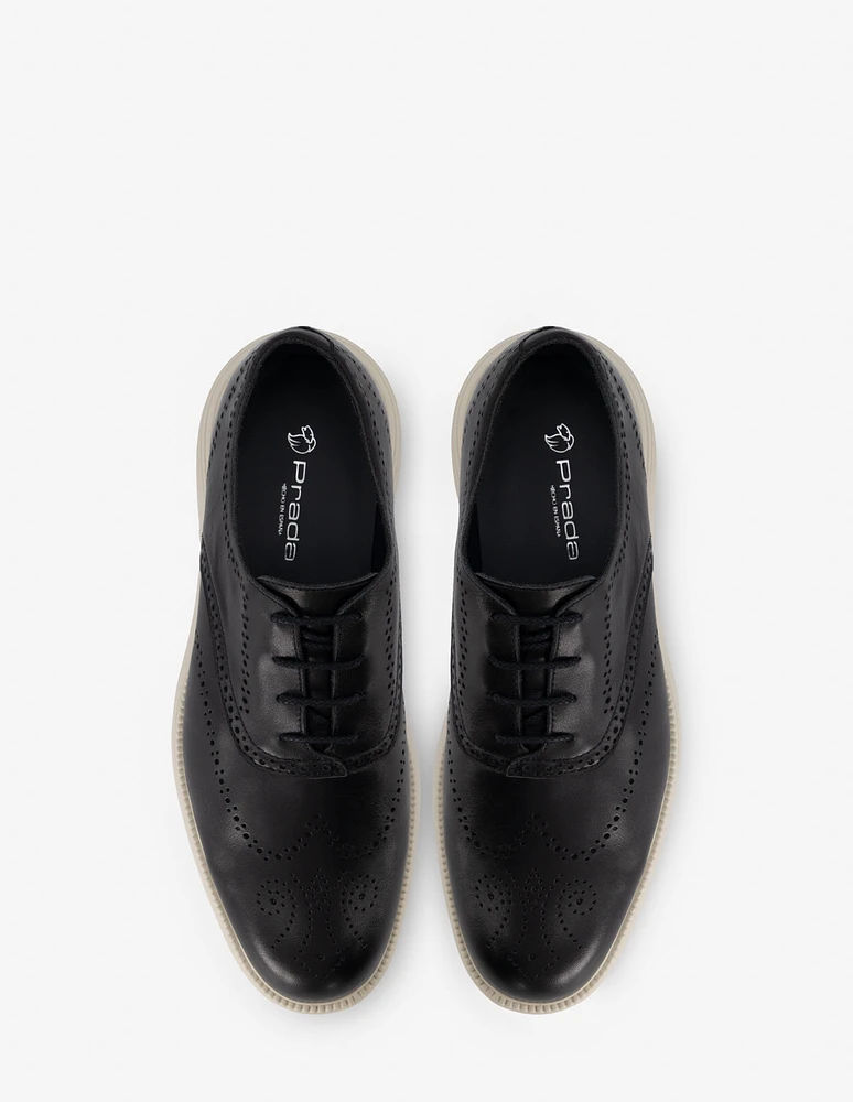 Oxford en piel con picado color negro para hombre