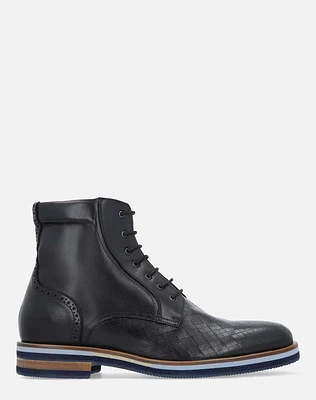 Bota de cordones +SIE7E negra grabada para hombre