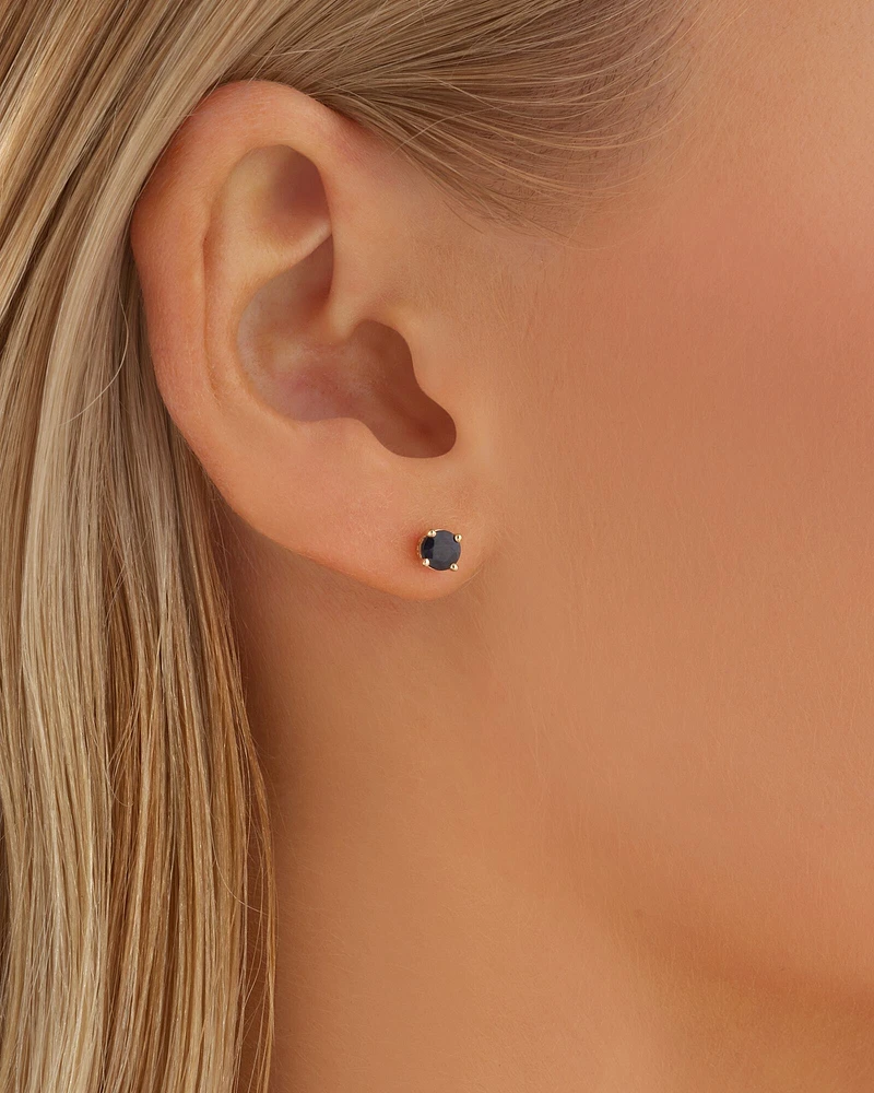 Stud Earrings with Sapphire in 10kt Yellow Gold