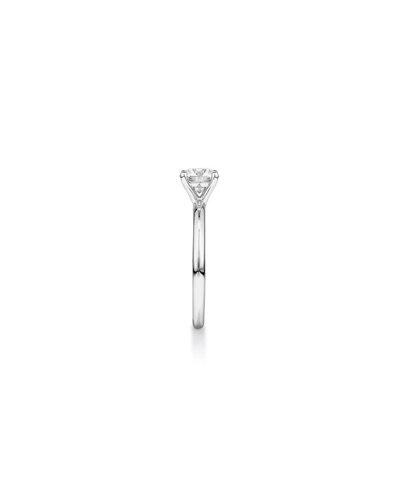 Bague De Fiançailles Solitaire En Diamant De Laboratoire Rond Brillant De 1 Carat Poids Total En Or Blanc 14 Carats