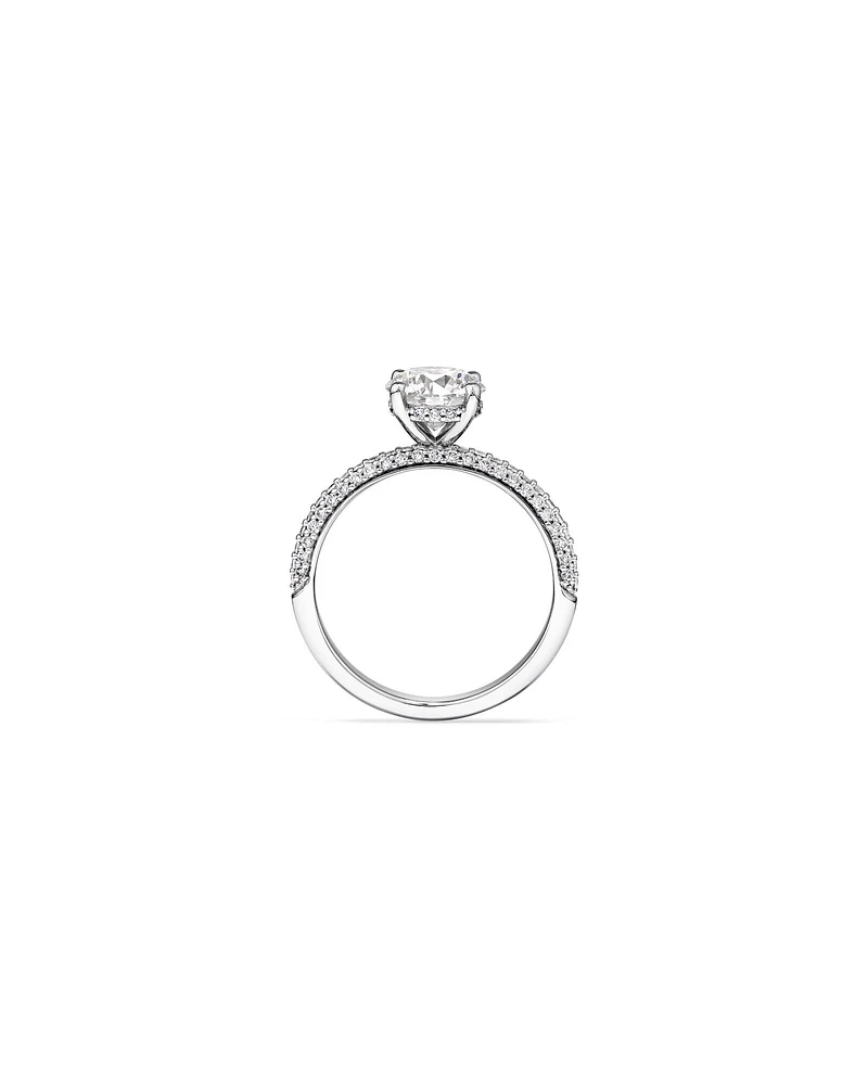 Bague De Fiançailles Solitaire En Diamant De Laboratoire Rond Brillant De 1,95 Carat Poids Total Avec Accent Latéral En Or Blanc 14 Carats