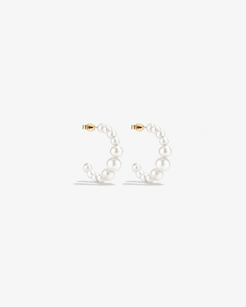 Huggie Earrings with Cultured Freshwater Pearls in 10kt Yellow Gold