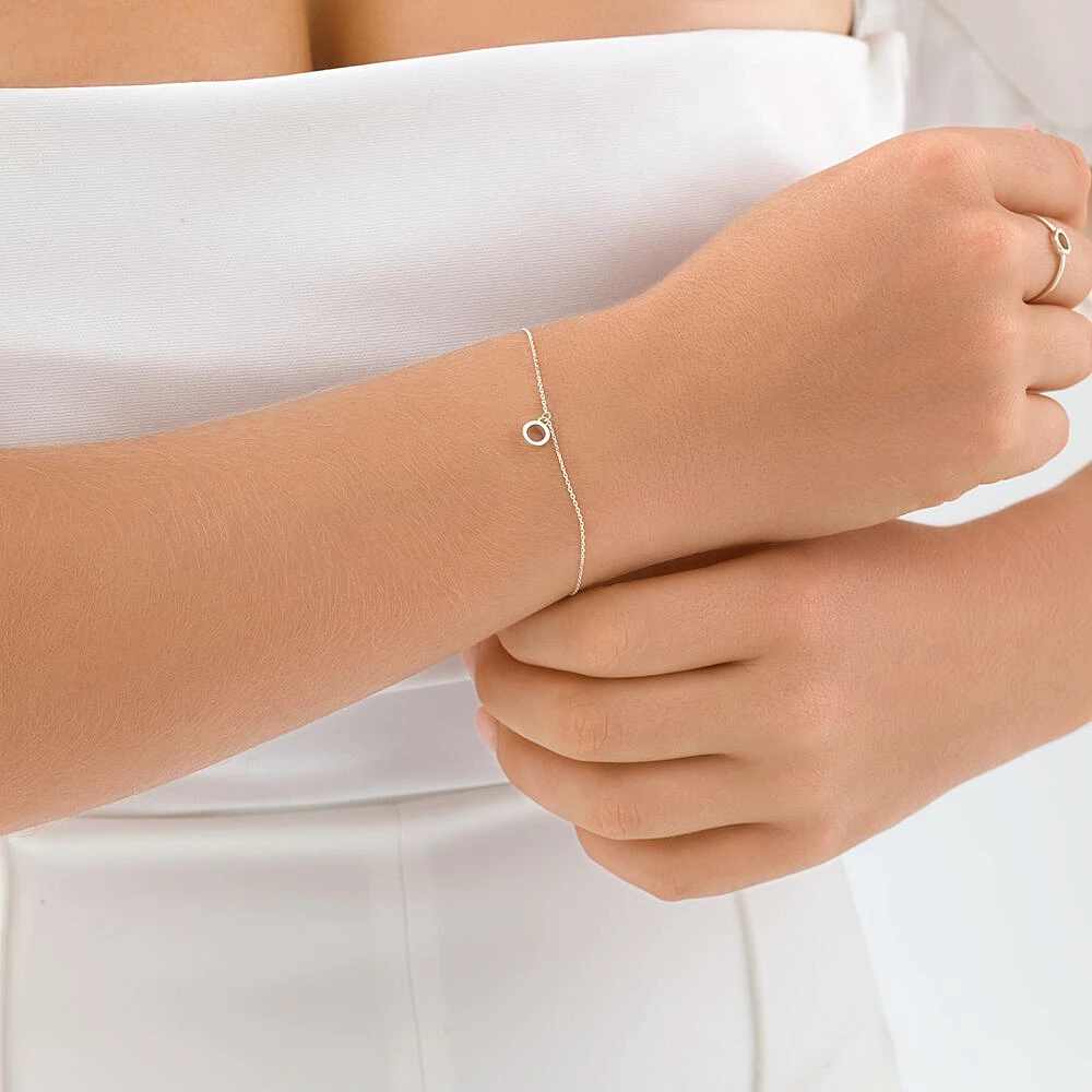 Bracelet à initiale « D » en argent