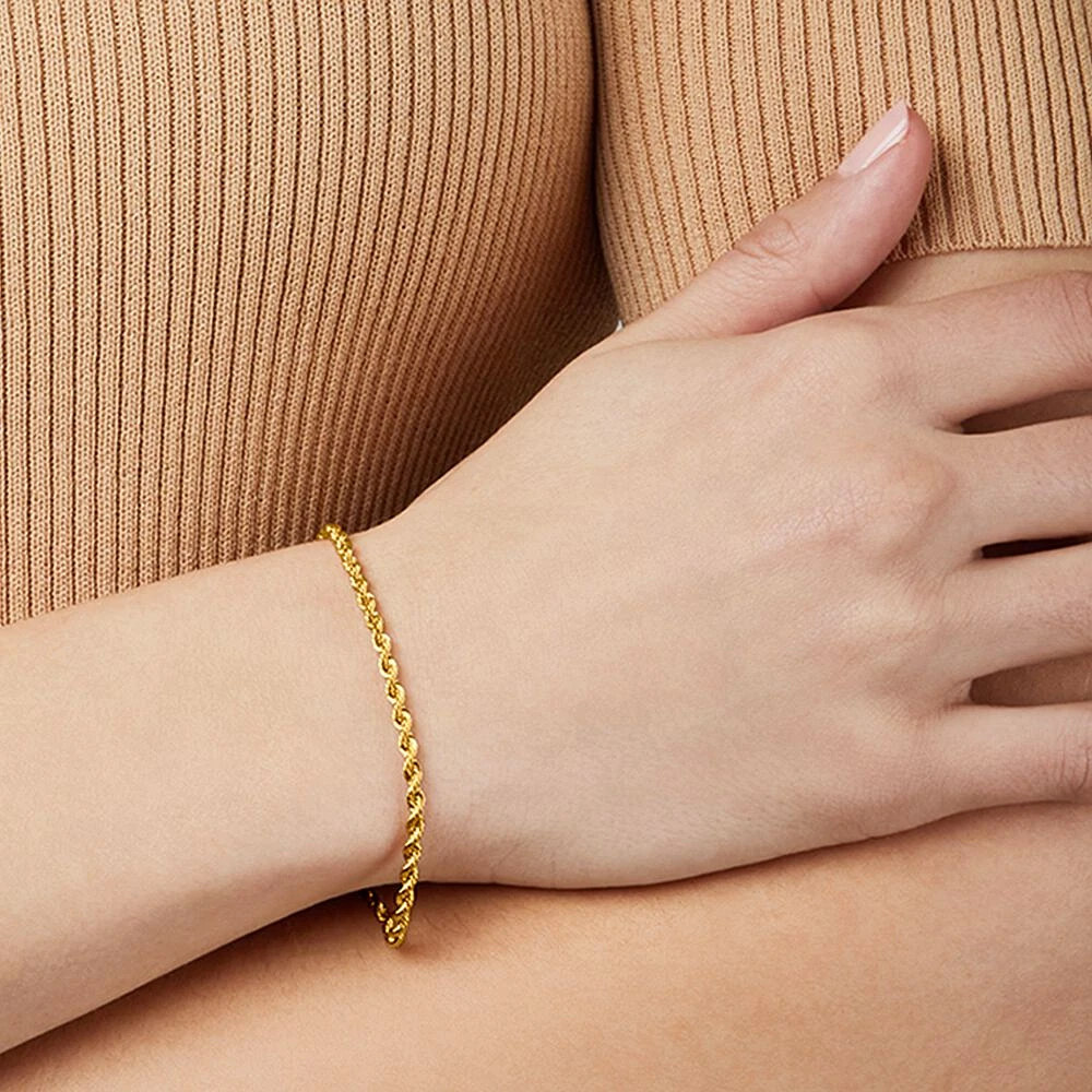 19cm (7.5") Hollow Rope Bracelet in 10kt Gold