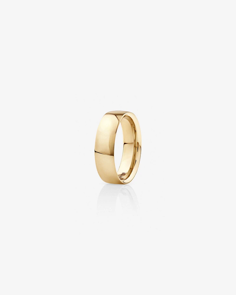 6mm Reverse Bevelled Wedding Band in 10kt Yellow Gold