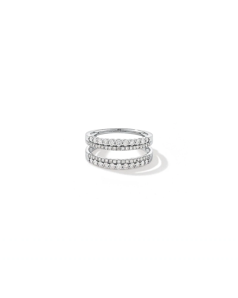 Bague complémentaire en or blanc 14 K avec diamants totalisant 0,70 ct