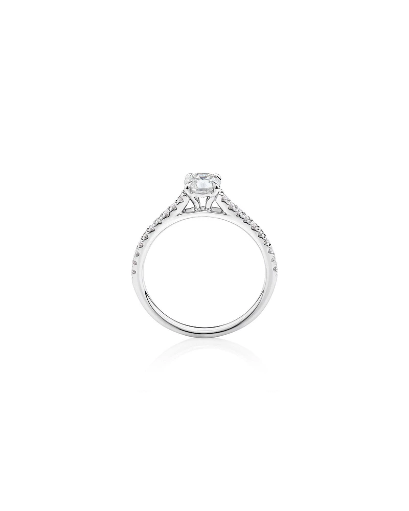 Bague de fiançailles en or blanc 14 K avec diamants totalisant 0,78 ct