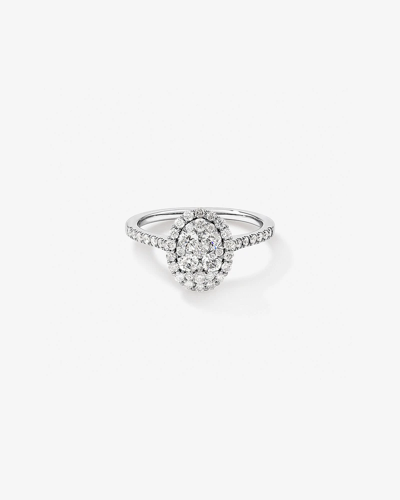 0,86 Carat Poids Total Bague De Fiançailles Halo En Diamant En Forme Ovale, En Or Blanc 14 Ct