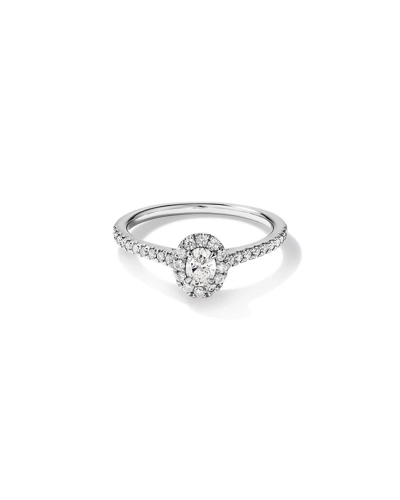 Bague à halo ovale en or blanc 14 K avec diamants totalisant 0,50 ct