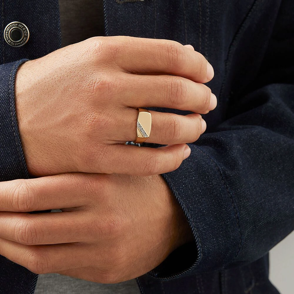 Men's Ring with Carat TW of Diamonds In 10kt Yellow Gold