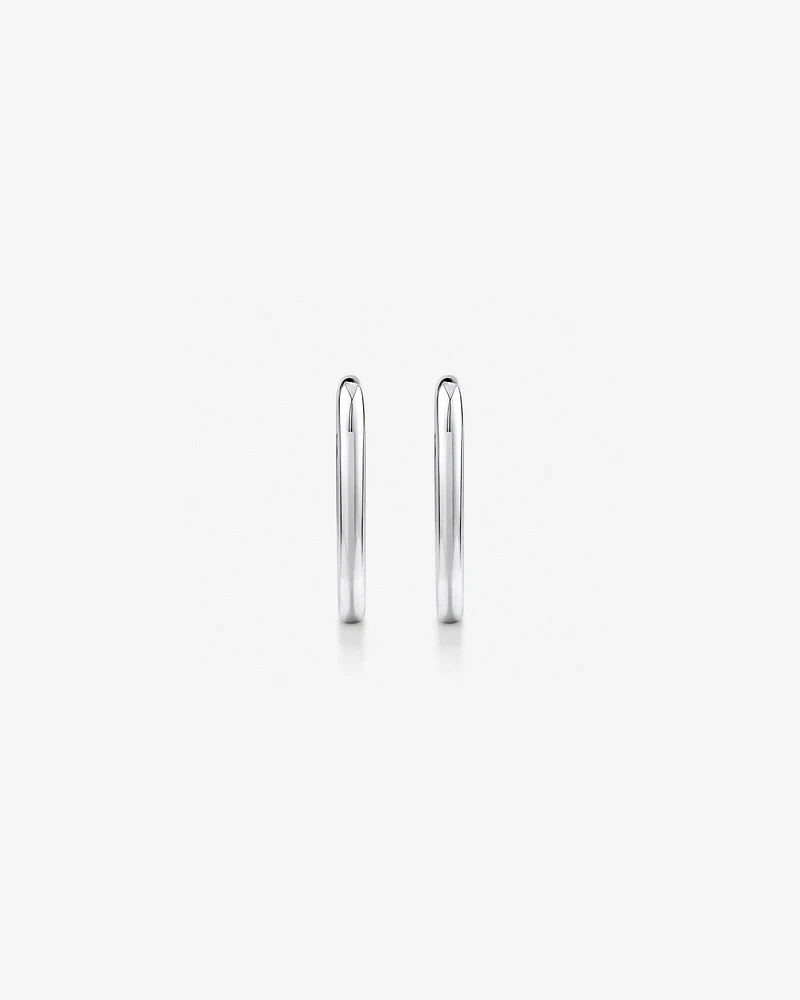 Huggie Paperclip Earrings in Silver