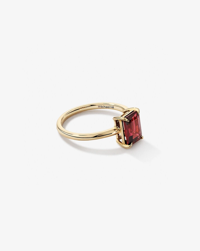 Garnet Ring in 10kt Yellow Gold