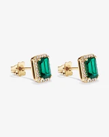 Boucles d'oreilles en or jaune 10 carats avec halo de diamants et émeraude verte synthétique taille émeraude