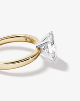 Bague de fiançailles solitaire en or jaune et blanc 14 carats, taille ovale, diamant de synthèse de 2,00 carats