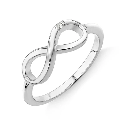 Bague en argent sterling avec accent de diamant à motif infini