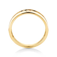 Men's Ring with Carat TW of Diamonds in 10kt Yellow Gold