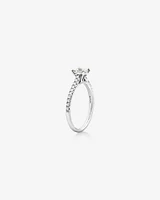 Bague de fiançailles en or blanc 14 K avec diamants totalisant 0,78 ct