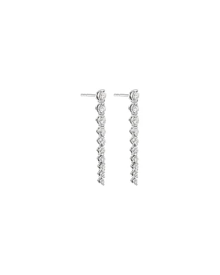 0,50 carat TW Boucles d'oreilles pendantes graduées en diamant en or blanc 18kt