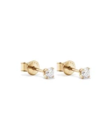 0,25 Carat TW Boucles d'oreilles puces solitaires en diamant en or blanc 18kt