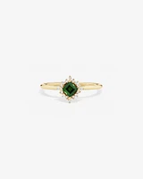 Ring with Green Tourmaline & Diamonds in 10kt Yellow Gold