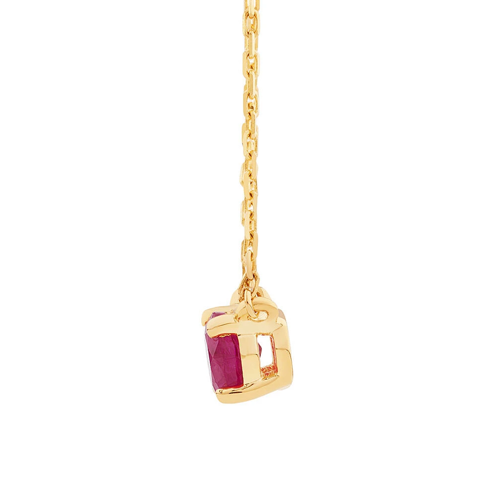 Necklace with Ruby in 10kt Yellow Gold