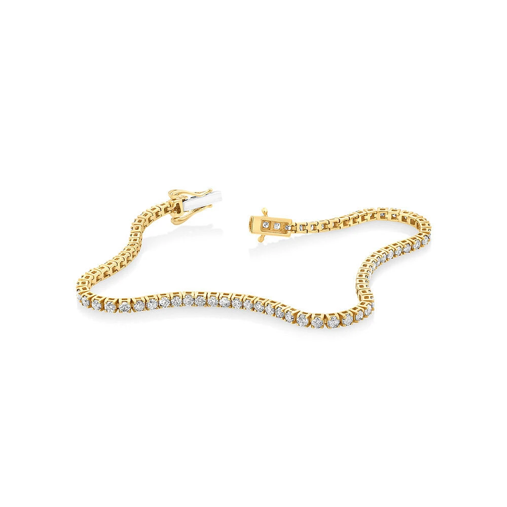 2.46 Carat TW Diamond Tennis Bracelet in 10kt Gold