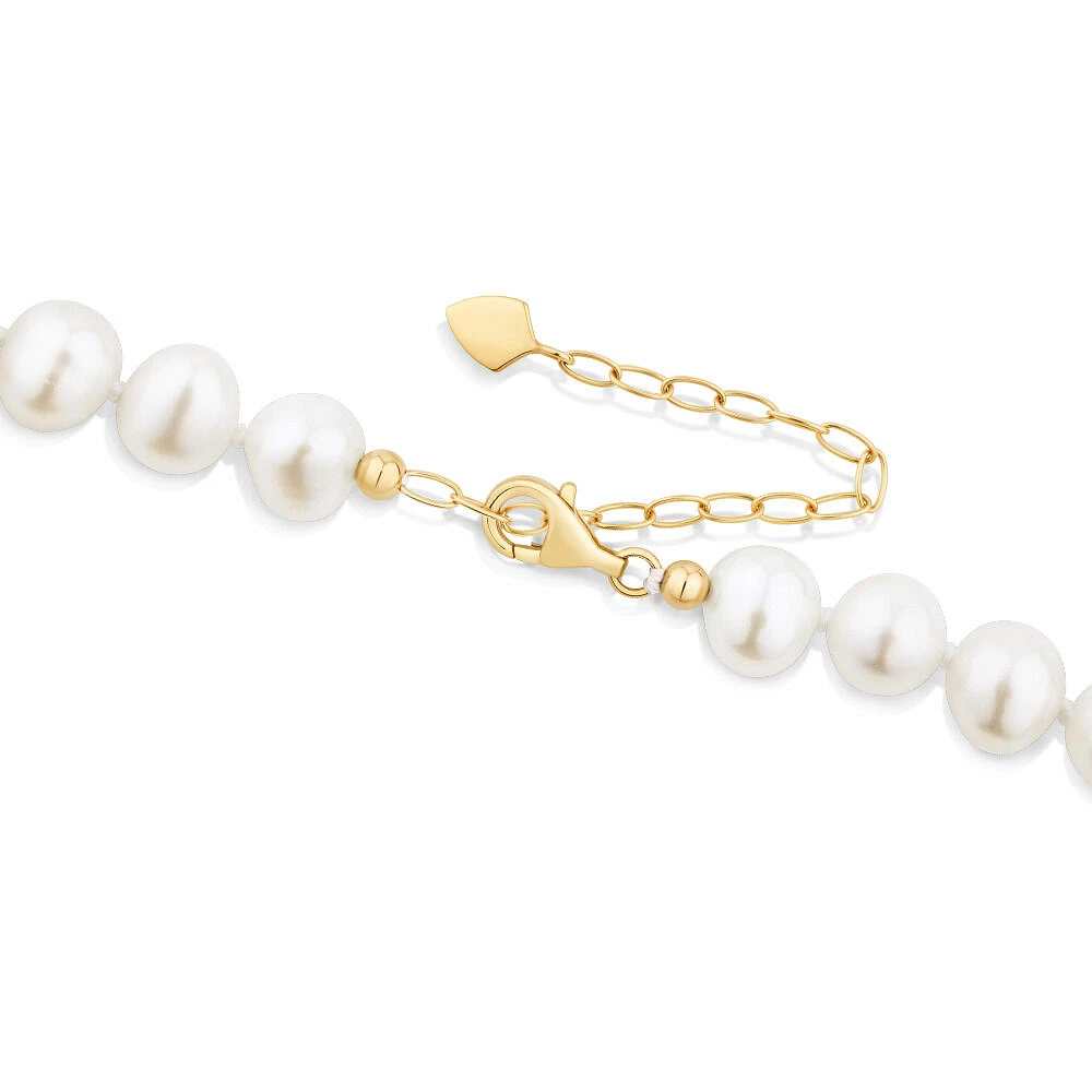 Cultured Freshwater Pearl Necklace in 10kt Yellow Gold