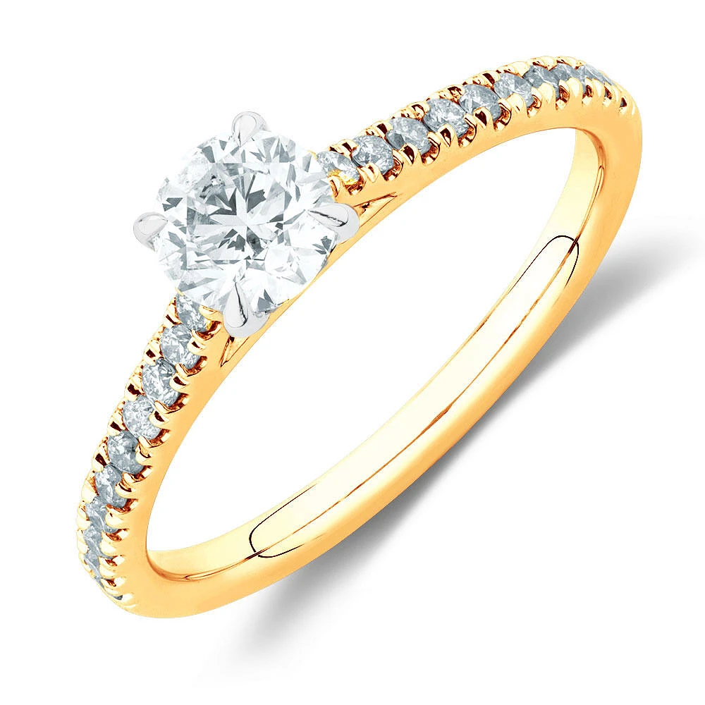 Bague de fiançailles en or blanc 14 K avec diamants totalisant 0,78 ct