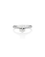 Bague de fiançailles en or blanc 14 K avec solitaire ovale et diamants totalisant 1,12 ct