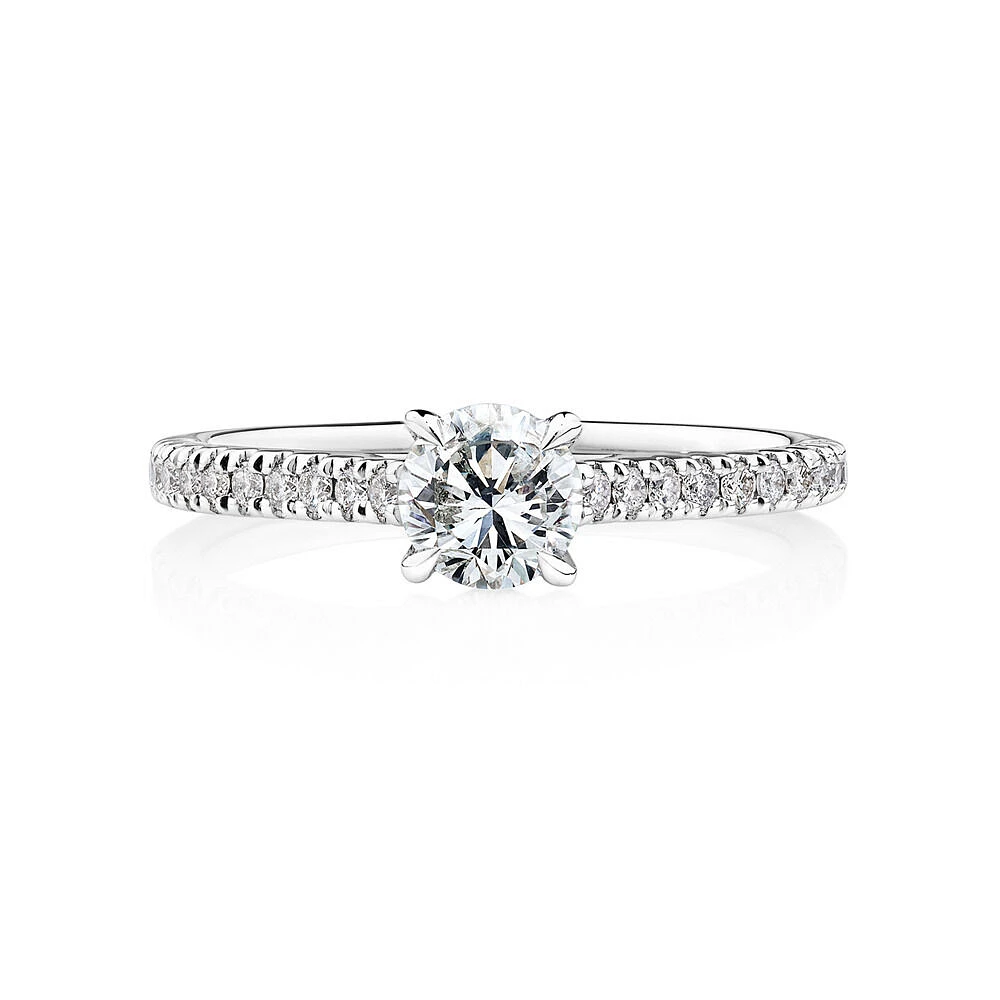 Bague de fiançailles en or blanc 14 K avec diamants totalisant 0,78 ct