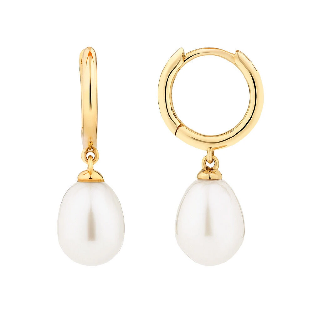 Hoop Earrings with Cultured Freshwater Pearls in 10kt Yellow Gold