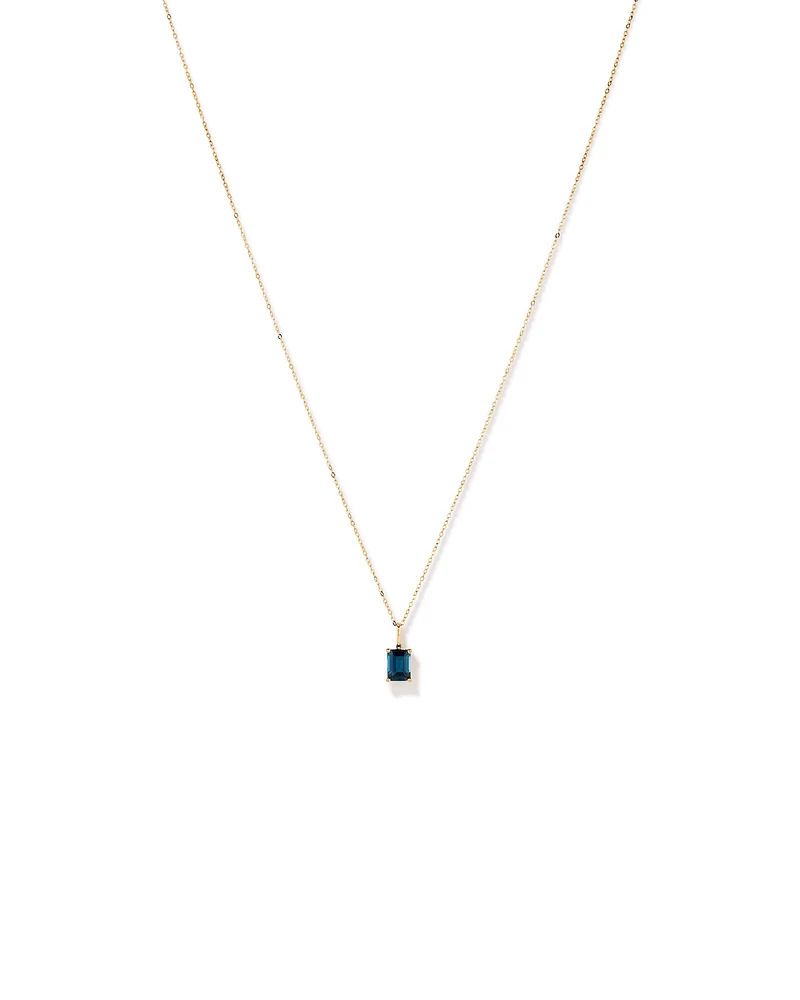 Collier Pendentif Avec Topaze Bleue De Londres Taille Émeraude En Or Jaune 10 Ct