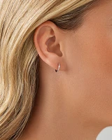 Boucles d'Oreilles Mini Créoles Dot Dash de Diamant de 0,13 Carat TW en Or Blanc 10kt