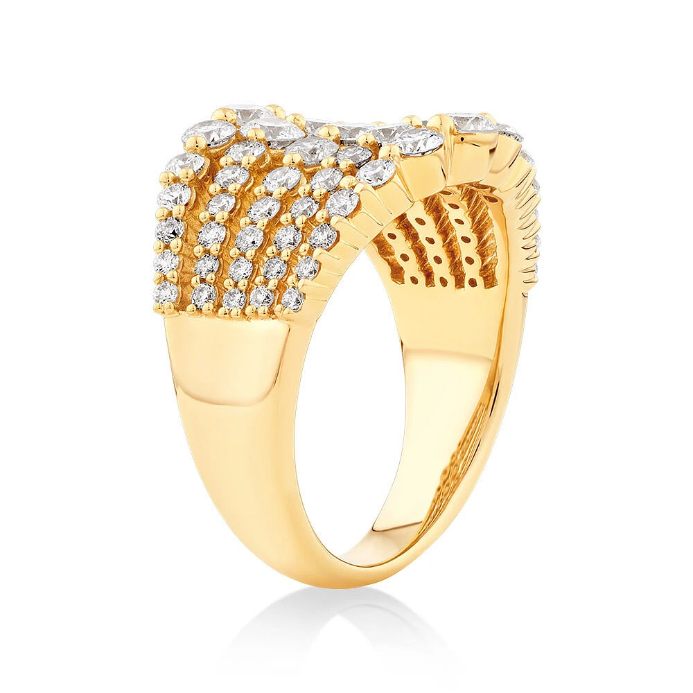 Graduated Multi Row Ring with 2.00 TW Diamonds in 18kt Yellow Gold