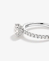 1,40 Carat Poids Total Bague De Fiançailles En Diamant Rond Brillant Avec Pavé Caché Et Halo, En Platine