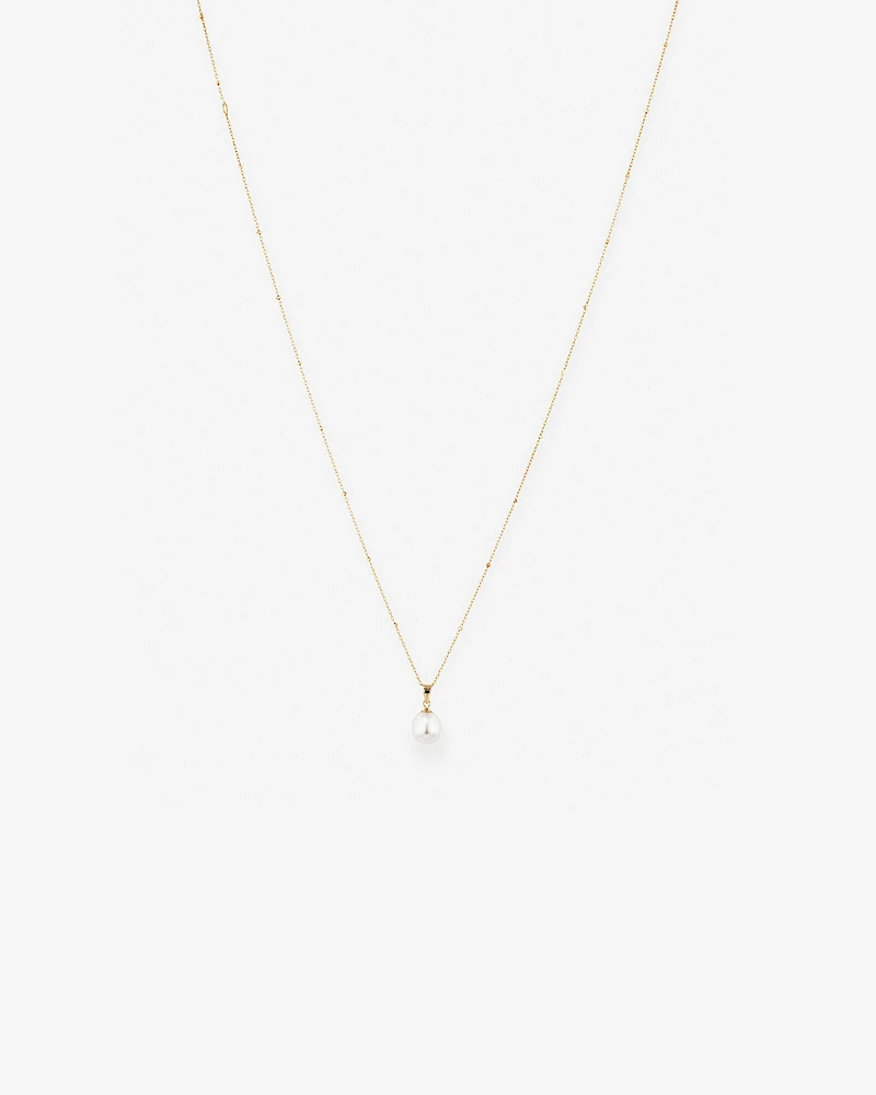 Pendant with Cultured Freshwater Pearl in 10kt Yellow Gold