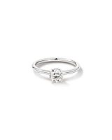 0,68 Carat Poids Total Bague De Fiançailles En Diamant Rond Brillant Solitaire Avec Pavé Caché Et Halo, En Platine