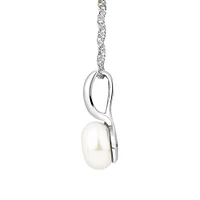 Pendant with Cultured Freshwater Pearl in Sterling Silver